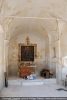 Nef à voûte en berceau à pénétration (vue vers l'autel)